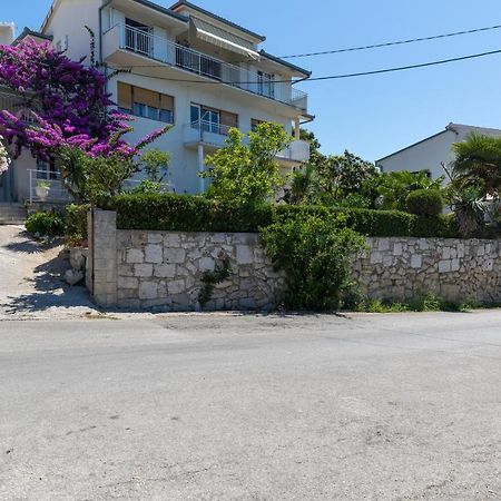 Apartments With A Parking Space Sumpetar, Omis - 9436 Exterior photo